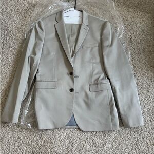 Express Extra Slim Men's Beige Suit 36R 29W/30L